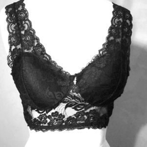NWOT Lace Bralette with padding in 2 colors